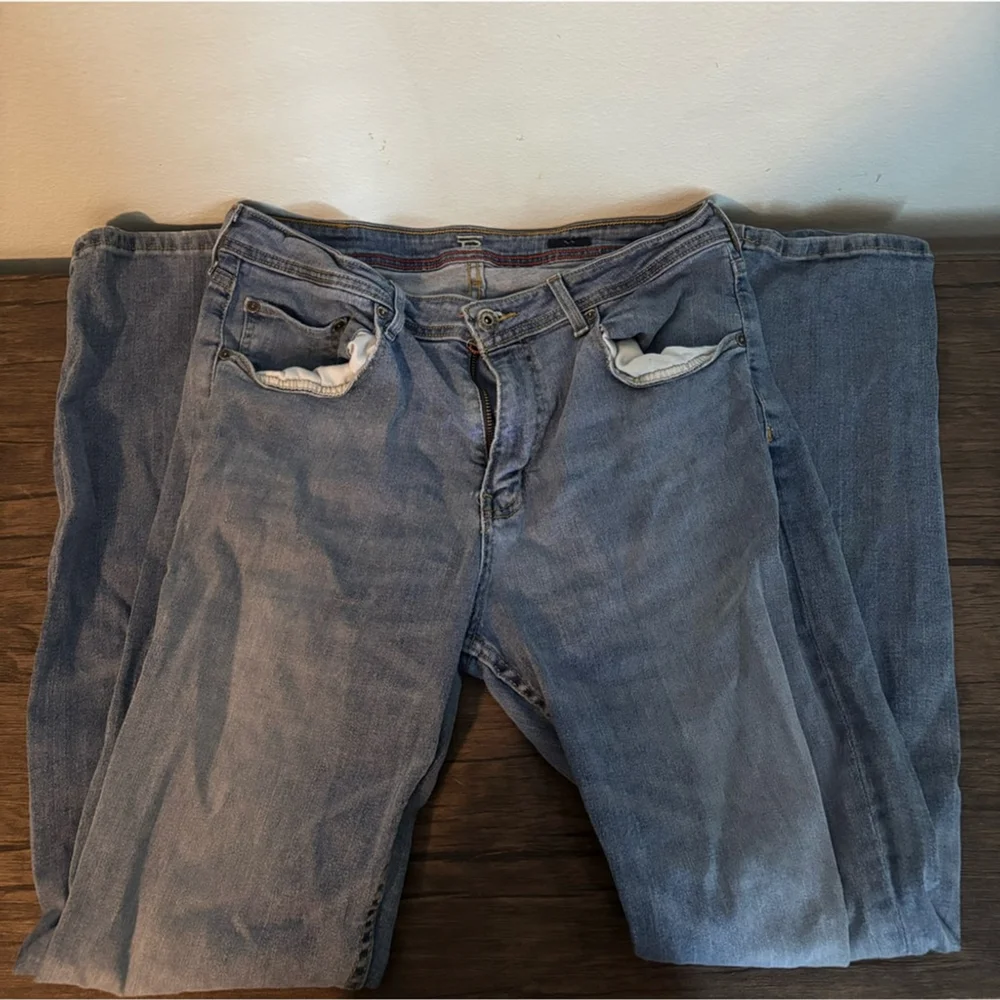 RYE Light Wash Slim Fit Jeans